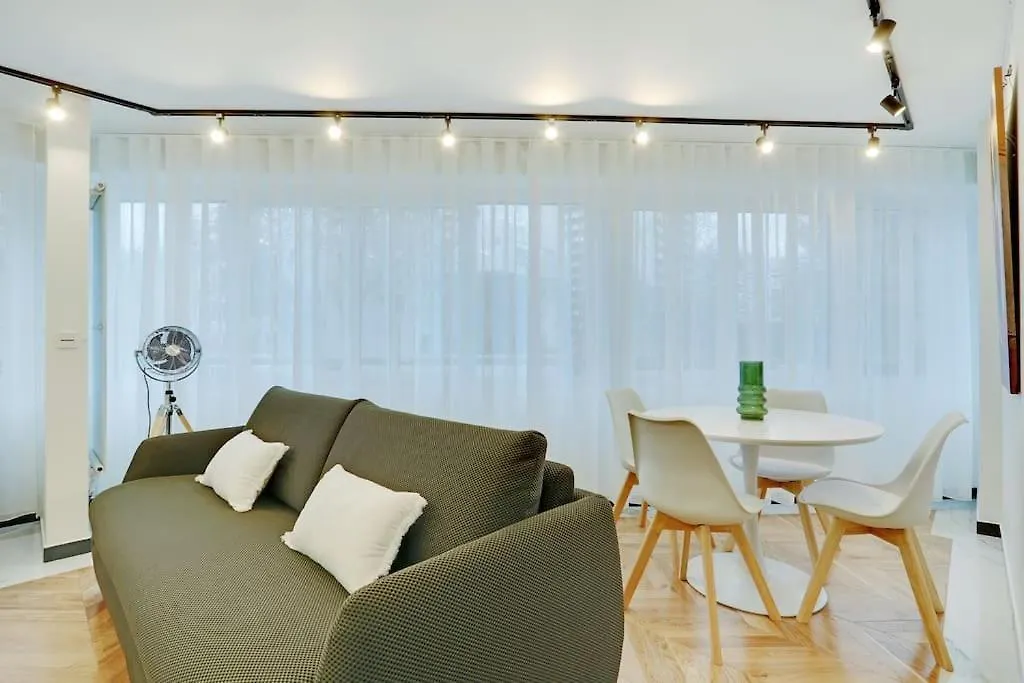 Cosy Pour 4 A La - *