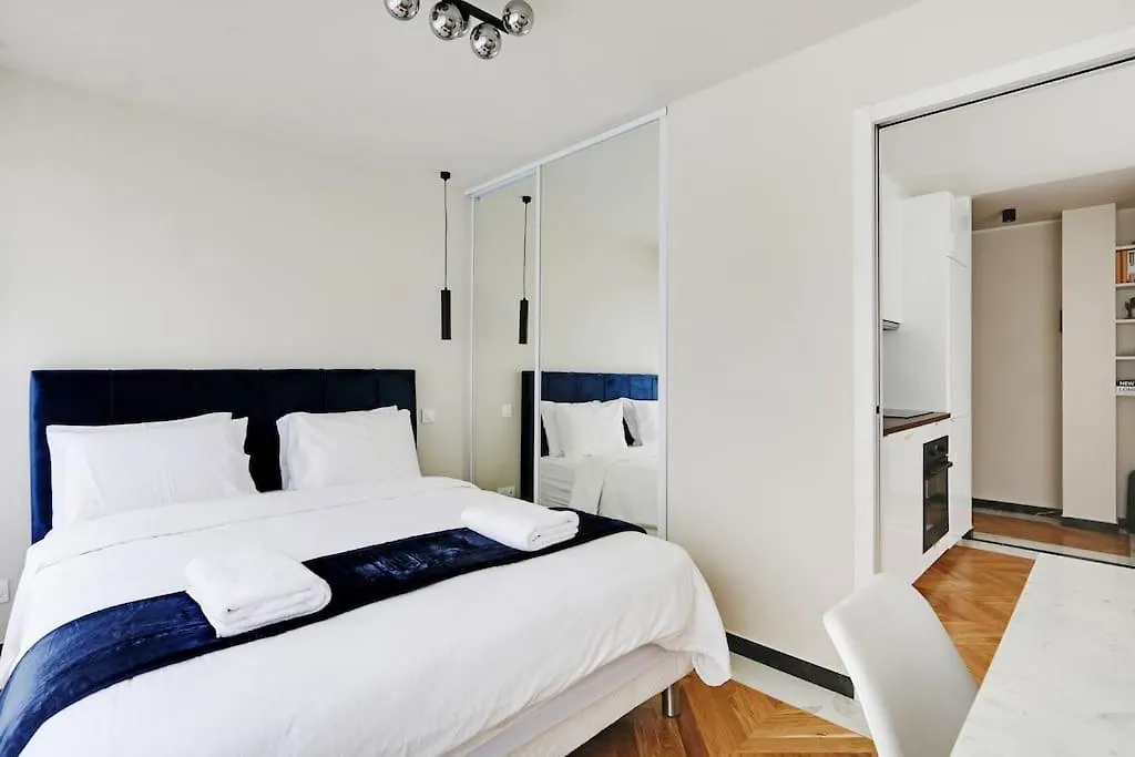 Cosy Pour 4 A La - *